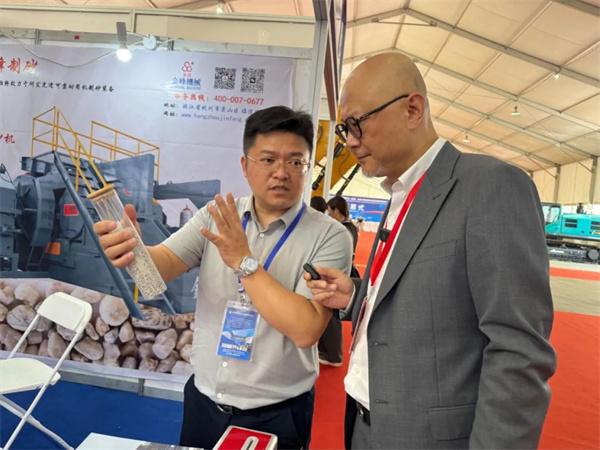 九游娱乐：砂石行业剧烈变革！装备企业须跟上脚步(图2)