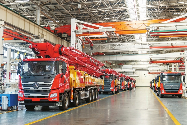 九游娱乐：【链上湖南——现代化产业体系调研行】湖南工程机械跨越“周期陷阱”(图1)