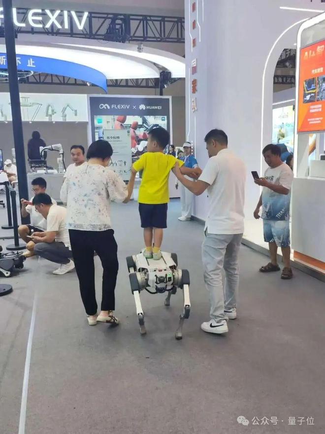 九游娱乐：一文看尽35万人围观的智博会(图27)