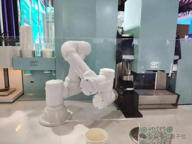 九游娱乐：一文看尽35万人围观的智博会(图43)