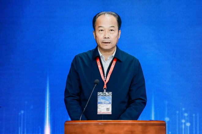 九游娱乐网站：绿色智慧矿山建设与装备发展交流会暨丝路国际产能合作领军人才走进BICES2025在京举办(图5)