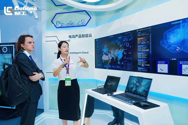 九游娱乐平台：“智造”出海柳工国际化进程加快(图1)