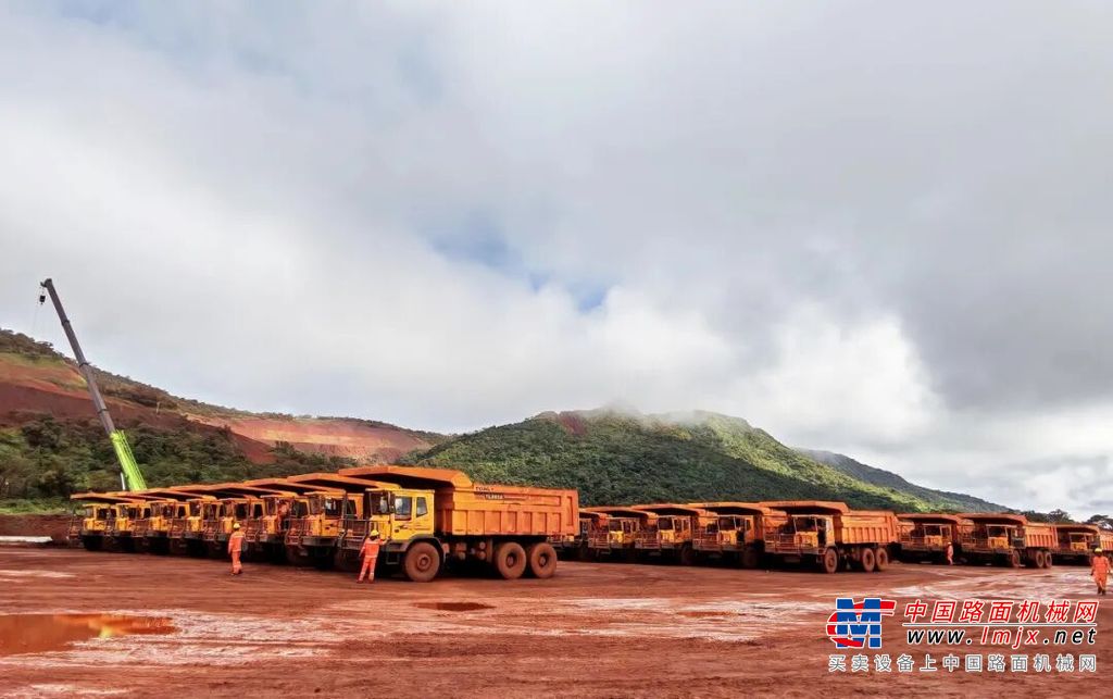 九游娱乐平台：西芒杜铁矿正式投产同力重工运输产品持续赋能绿色开采(图2)