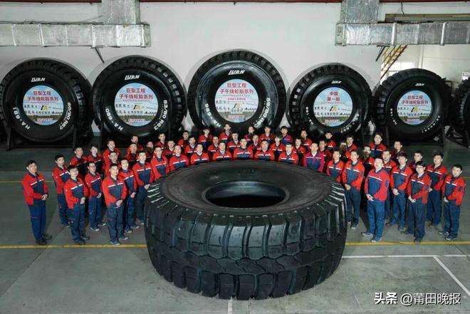 九游娱乐网站：海安集团敲钟上市！5个数字见证莆商创业传奇！(图1)