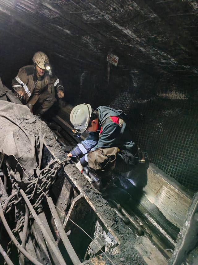 九游娱乐：让世界矿井选择“中国造”——张煤机的出海密码(图1)