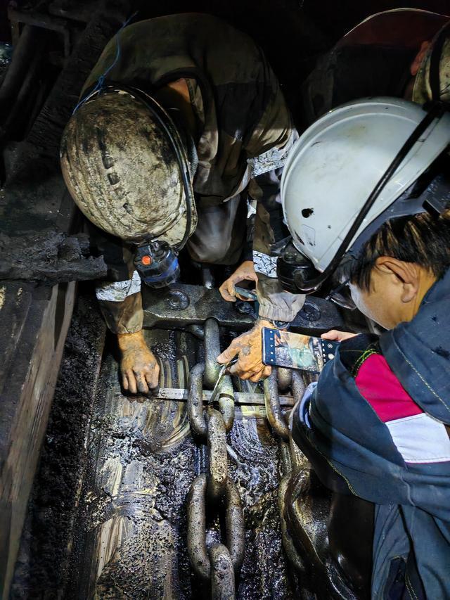 九游娱乐：让世界矿井选择“中国造”——张煤机的出海密码(图2)