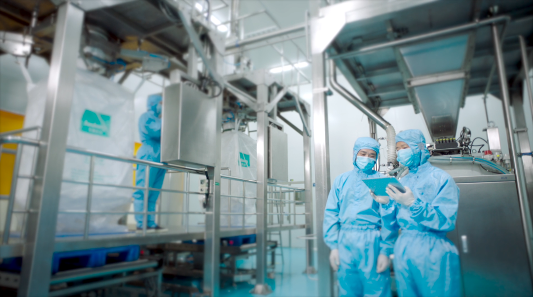 九游娱乐平台：狠抓落实追赶奔富丨看这热火朝天的发展场景！(图1)