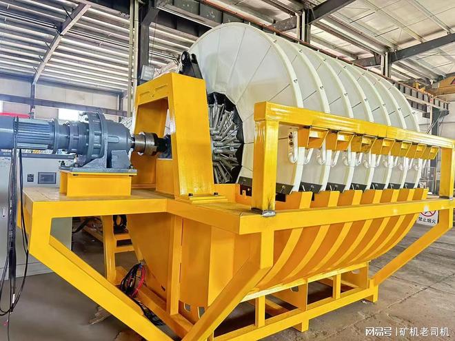 九游娱乐：真空过滤设备选连云港博云矿山机械多盘式真空过滤机专业厂家(图2)