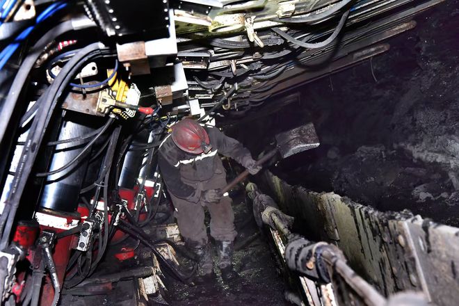 九游娱乐：奋进“十五五”阔步向未来｜19221吨！地心深处的突围强音(图3)